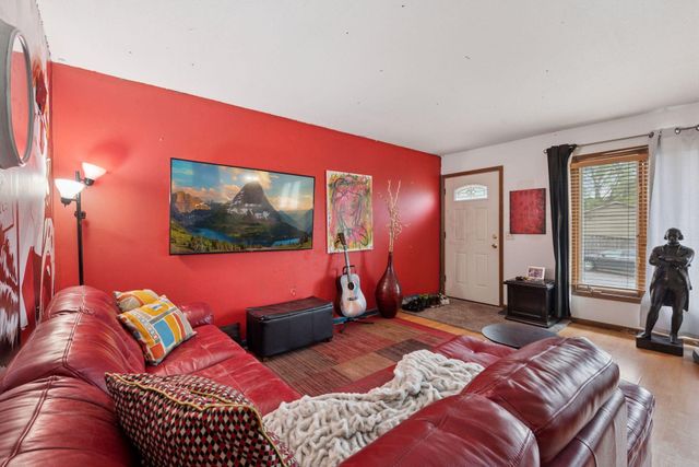 514-516 Sunnyside Lane, Hopkins, MN 55343