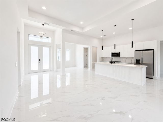 1403 NE 19th TER, Cape Coral, FL 33909