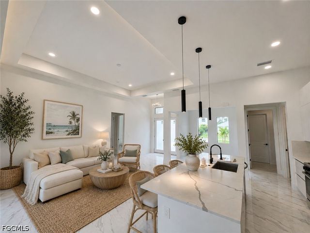 1403 NE 19th TER, Cape Coral, FL 33909