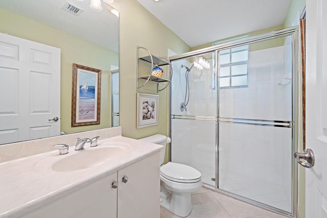 2739 Ravella Way, Palm Beach Gardens, FL 33410