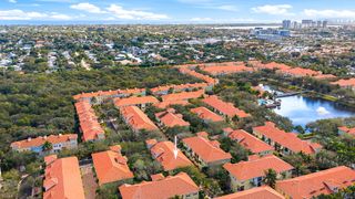 2739 Ravella Way, Palm Beach Gardens, FL 33410