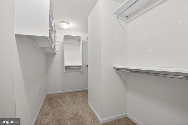 803 WHISPERING BROOKE DR, Newtown Square, PA 19073