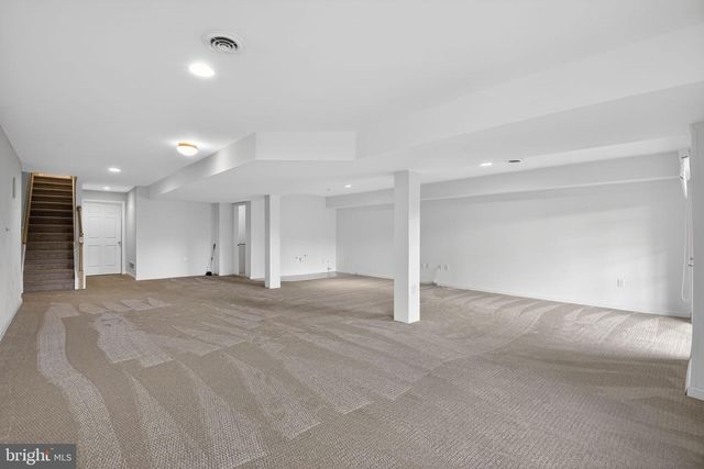 803 WHISPERING BROOKE DR, Newtown Square, PA 19073