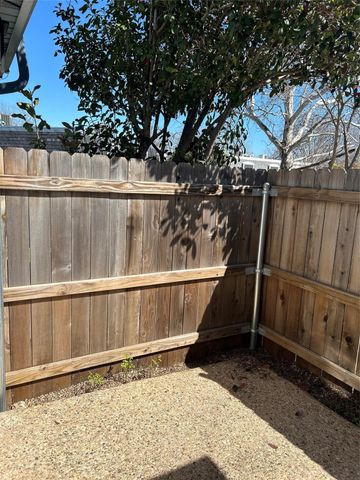 2804 Skyway CIR 101, Austin, TX 78704