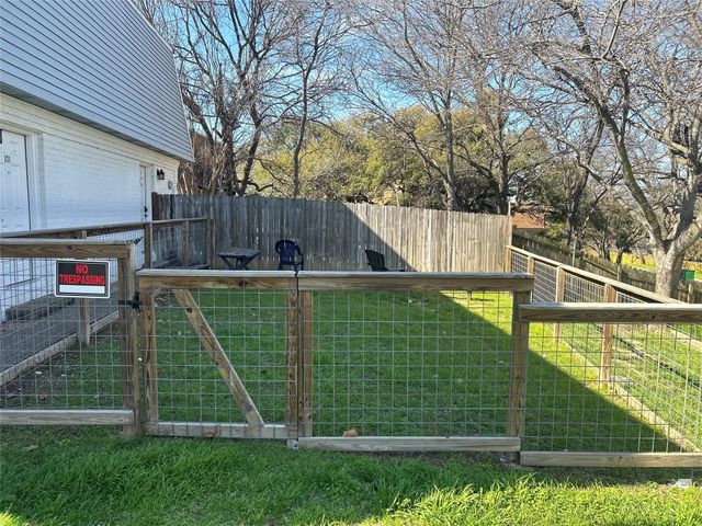 2804 Skyway CIR 101, Austin, TX 78704