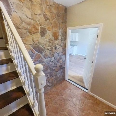 547 Elm Street, Kearny, NJ 07032