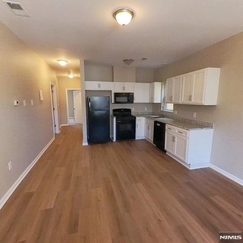 547 Elm Street, Kearny, NJ 07032