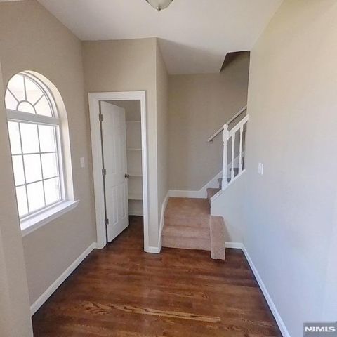 547 Elm Street, Kearny, NJ 07032