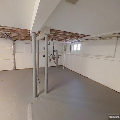 547 Elm Street, Kearny, NJ 07032