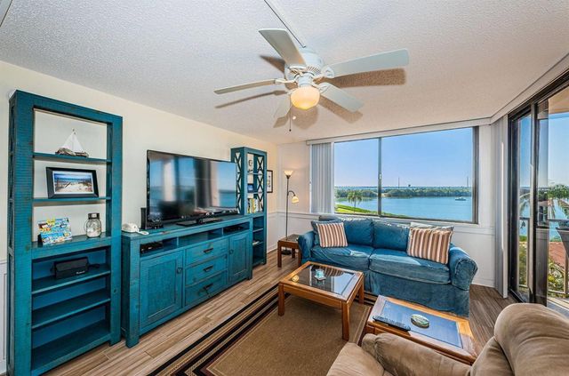 6357 BAHIA DEL MAR BOULEVARD 408, St Petersburg, FL 33715