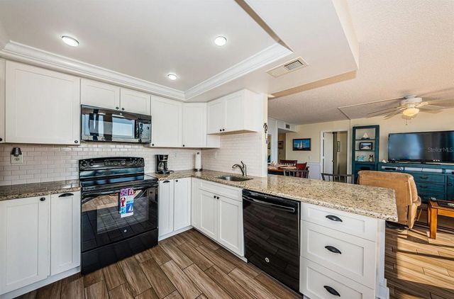 6357 BAHIA DEL MAR BOULEVARD 408, St Petersburg, FL 33715