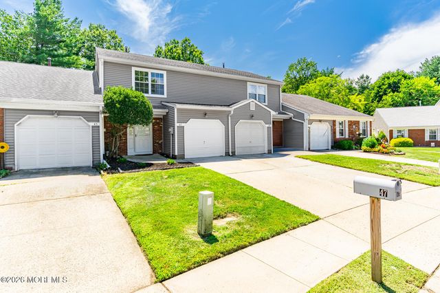 47 Oak Lane, Eatontown, NJ 07724