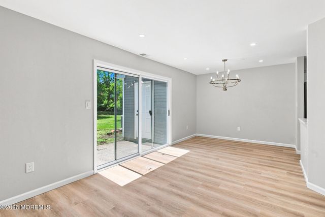 47 Oak Lane, Eatontown, NJ 07724