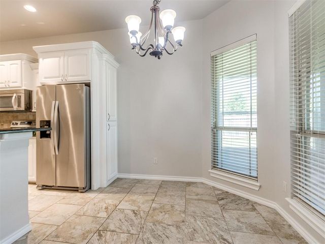 1059 Fox Run Lane, Blanchard, OK 73010
