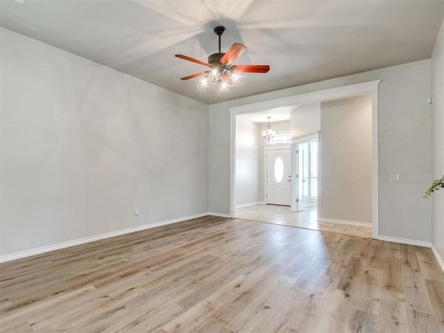 1059 Fox Run Lane, Blanchard, OK 73010
