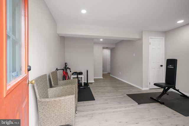 8234 CRESTMONT CIR, Springfield, VA 22153
