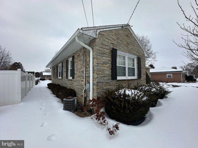 175 ORCHARD CIRCLE, Greencastle, PA 17225