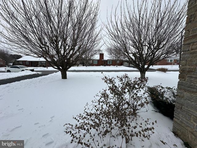 175 ORCHARD CIRCLE, Greencastle, PA 17225