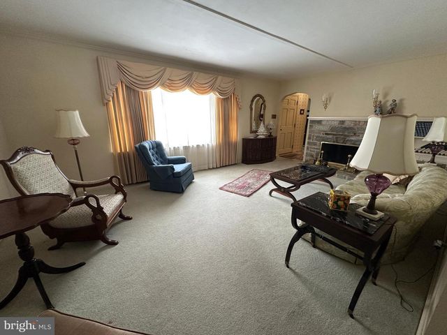 175 ORCHARD CIRCLE, Greencastle, PA 17225