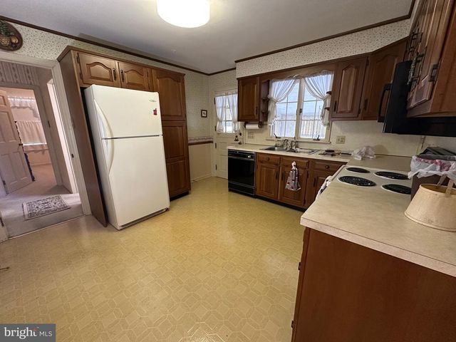 175 ORCHARD CIRCLE, Greencastle, PA 17225