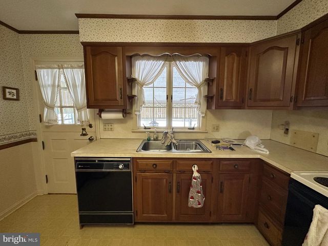 175 ORCHARD CIRCLE, Greencastle, PA 17225