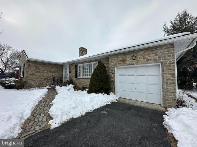 175 ORCHARD CIRCLE, Greencastle, PA 17225