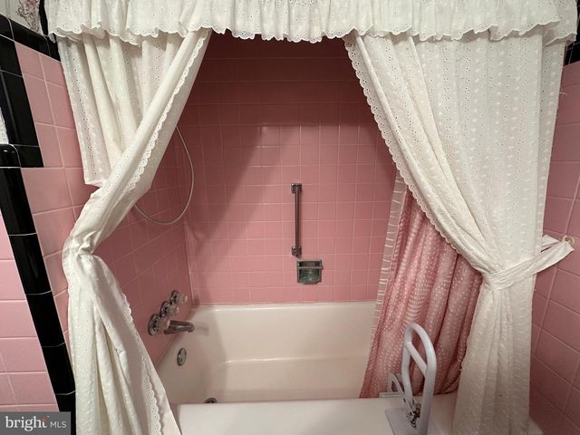 175 ORCHARD CIRCLE, Greencastle, PA 17225