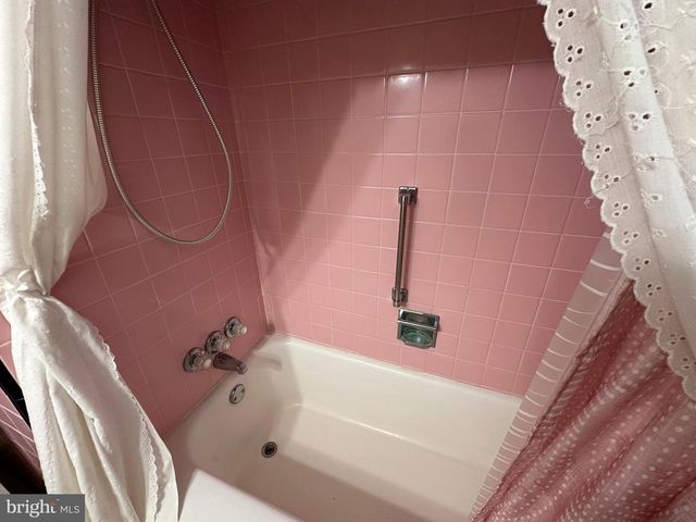 175 ORCHARD CIRCLE, Greencastle, PA 17225