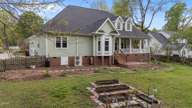 105 Michael Way, Clayton, NC 27520