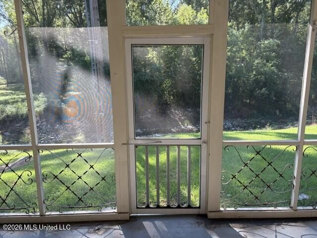 211 S Twin Lakes, Clinton, MS 39056
