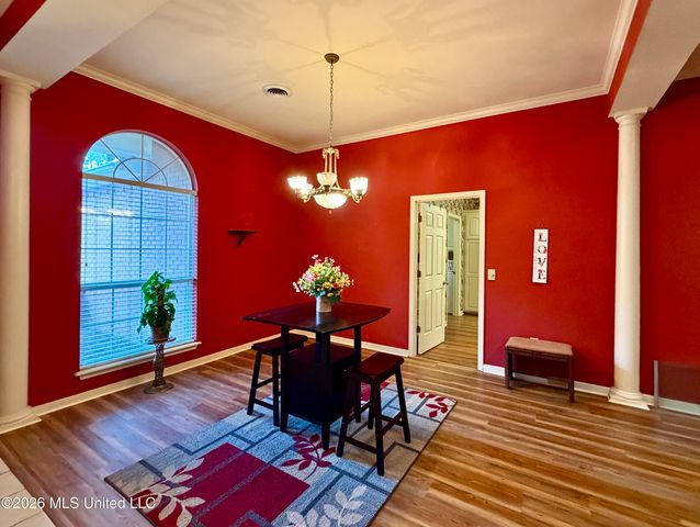 211 S Twin Lakes, Clinton, MS 39056
