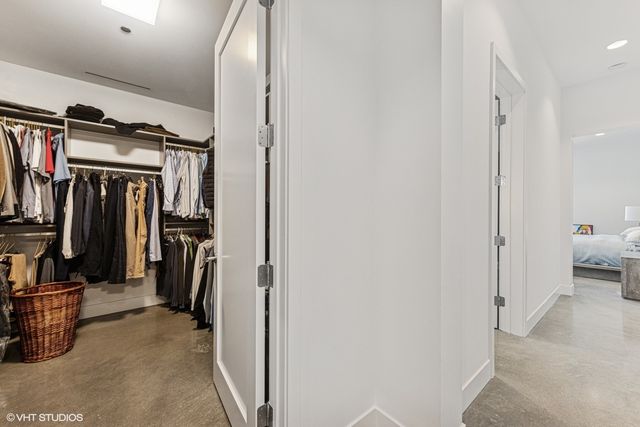 900 W Washington Boulevard 202, Chicago, IL 60607