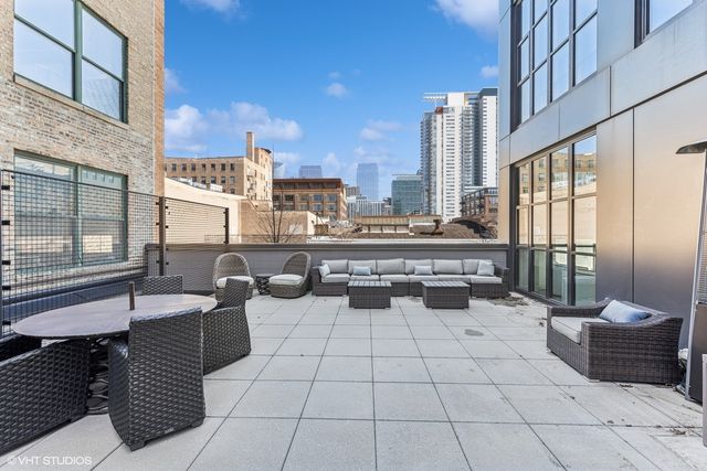 900 W Washington Boulevard 202, Chicago, IL 60607