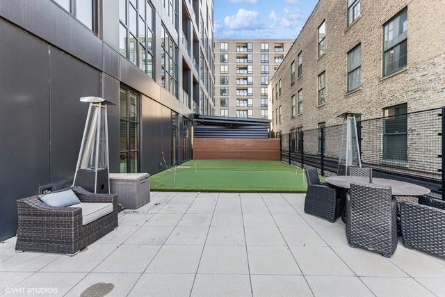 900 W Washington Boulevard 202, Chicago, IL 60607