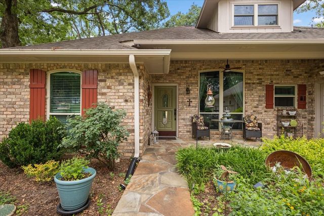 226 Pinewood Lane, Hideaway, TX 75771