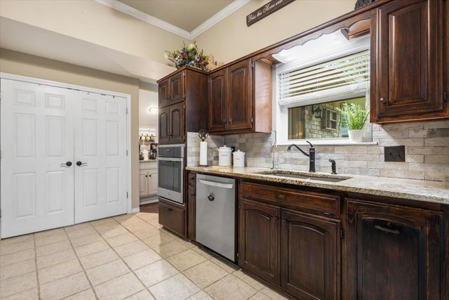 226 Pinewood Lane, Hideaway, TX 75771