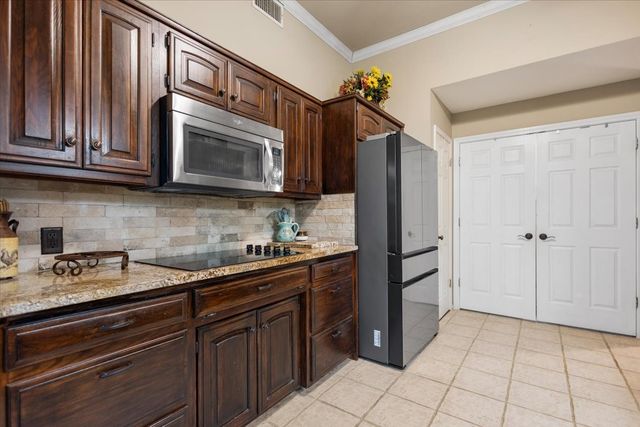 226 Pinewood Lane, Hideaway, TX 75771