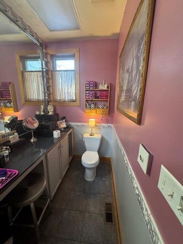 211 W 10th Street, Michigan City, IN 46360