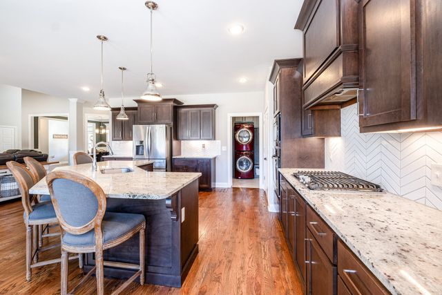 2303 Lionheart Dr, Murfreesboro, TN 37130