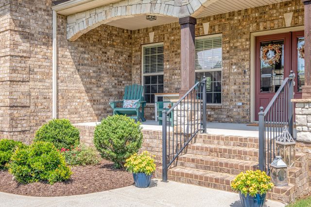 2303 Lionheart Dr, Murfreesboro, TN 37130