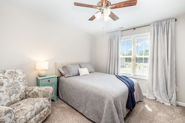 2303 Lionheart Dr, Murfreesboro, TN 37130