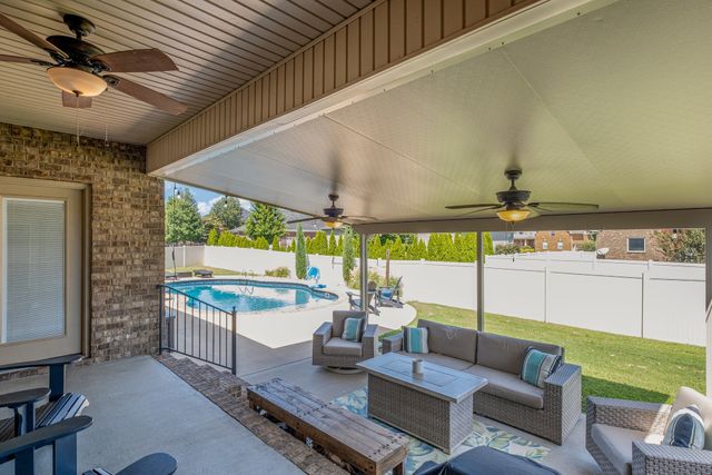 2303 Lionheart Dr, Murfreesboro, TN 37130