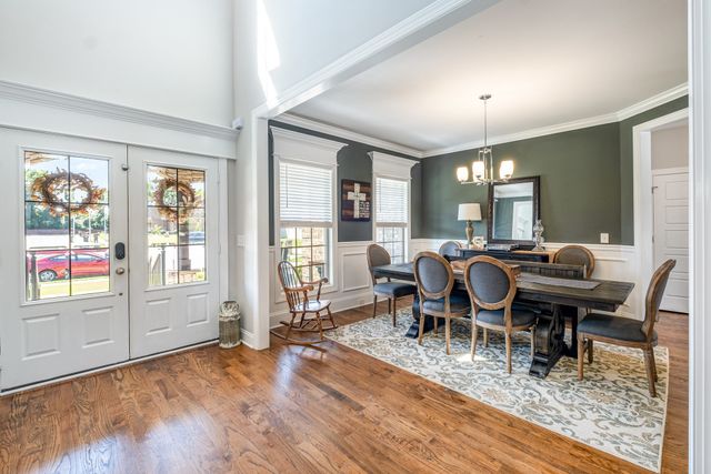 2303 Lionheart Dr, Murfreesboro, TN 37130