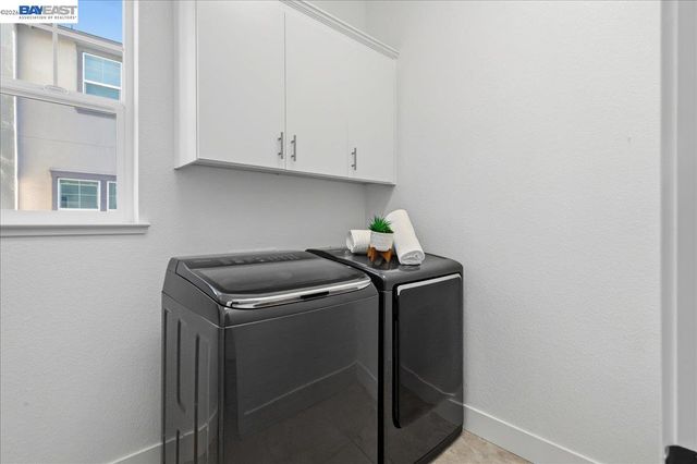 4367 Panorama Dr, Dublin, CA 94568