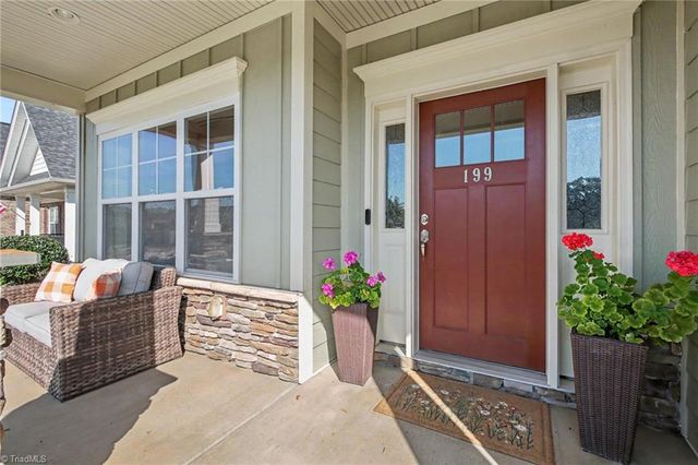 199 Meadowfield Run, Clemmons, NC 27012