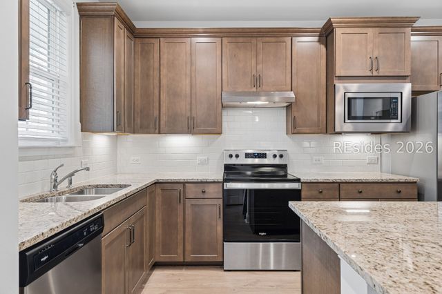 435 Blue Jay Ln, Bluffton, SC 29909