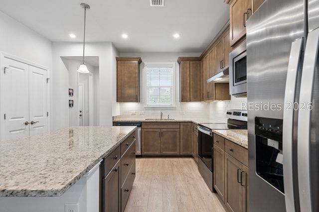435 Blue Jay Ln, Bluffton, SC 29909