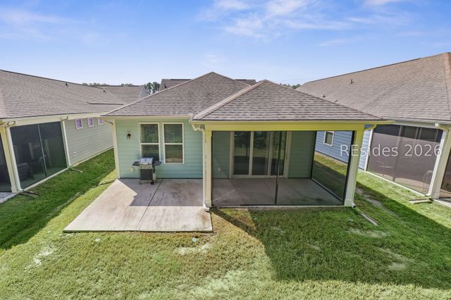 435 Blue Jay Ln, Bluffton, SC 29909