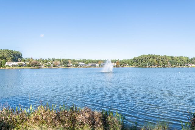 435 Blue Jay Ln, Bluffton, SC 29909
