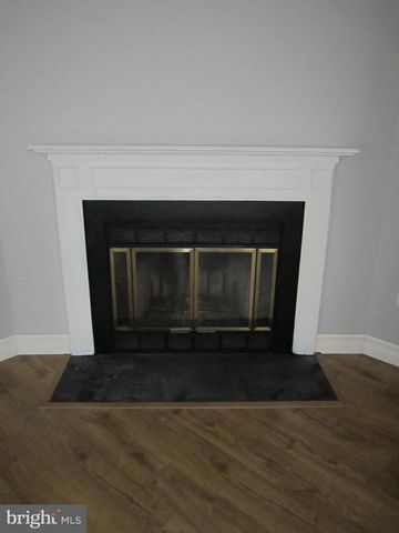 92 VERSAILLES CT, Hamilton, NJ 08619